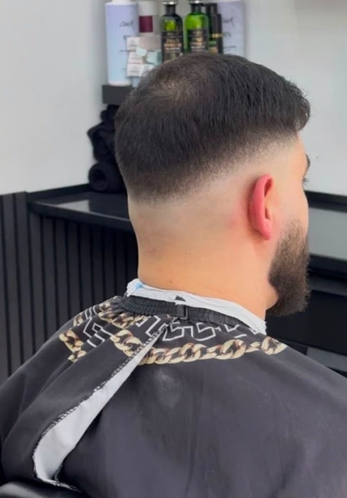 Clean Skin Fade & Skægovergang